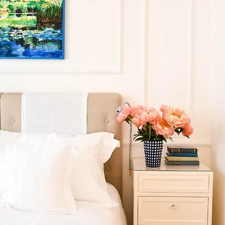 Apartamento Borgolago Suites *